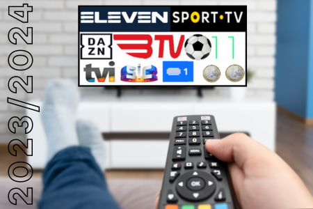 Streaming de canal de tv do estádio de futebol pronto para uma partida de  futebol